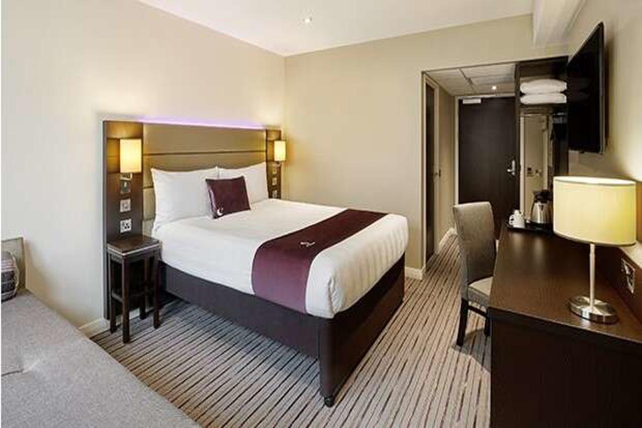 Premier Inn Jersey St Helier Saint Helier Jersey Екстериор снимка